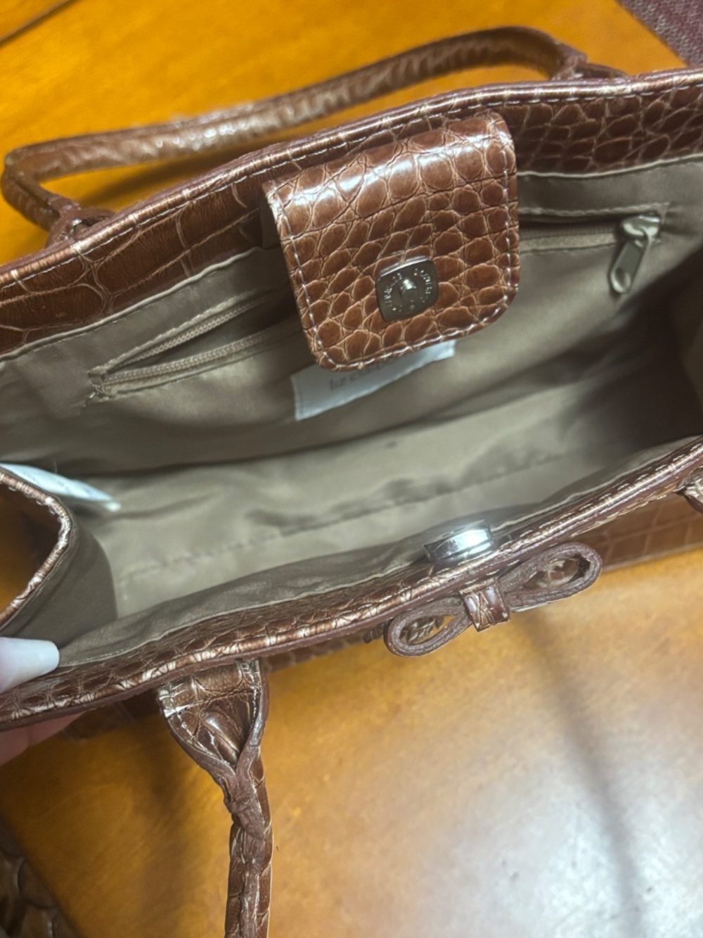 Hand bag - Picture 4 of 6